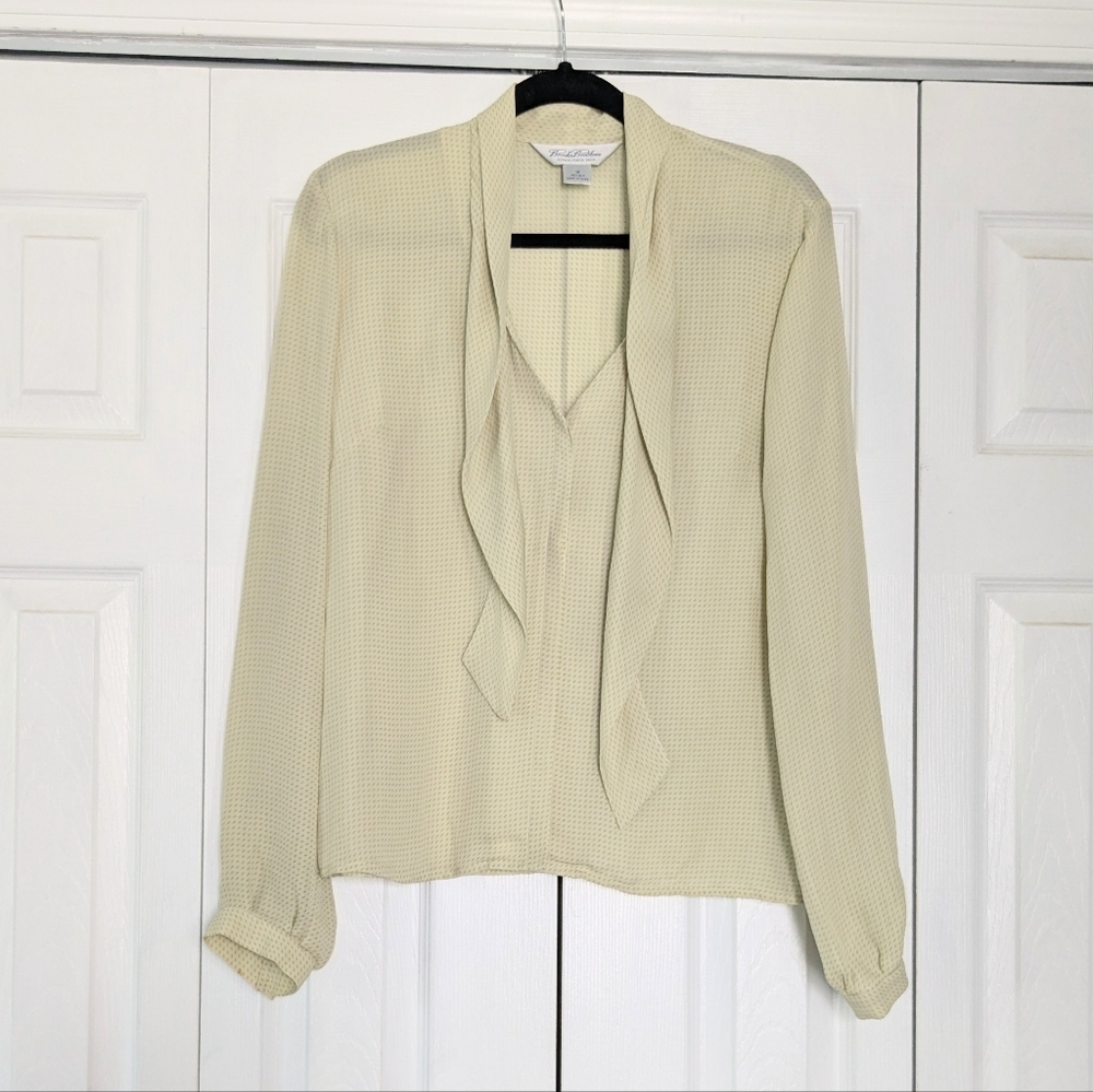 Brooks Brothers 100% Silk Tie Neck Long Sleeve Blouse Buttery Yellow Size 10